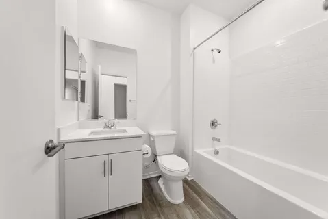 $580,000 | 5284 Beachfront Cove, Unit 245, San Diego, CA 92154