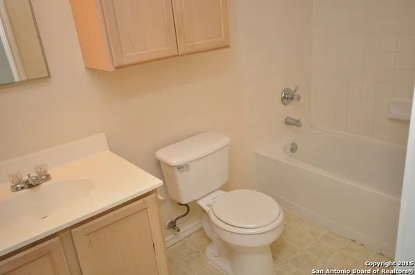 $1,595 | 16535 Blanco Key, San Antonio, TX 78247