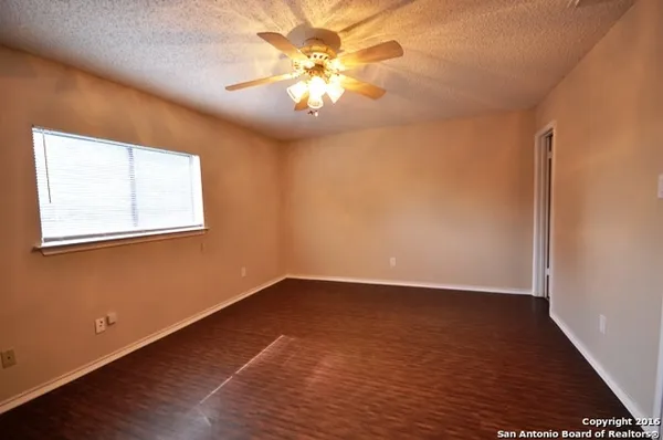 $1,595 | 16535 Blanco Key, San Antonio, TX 78247