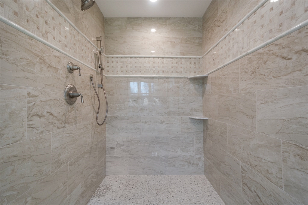 17 Forrest Road Westford, MA 01886 - Photo 27 of 31