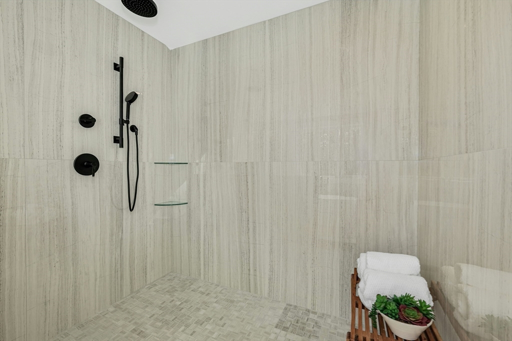 17 Forrest Road Westford, MA 01886 - Photo 28 of 31