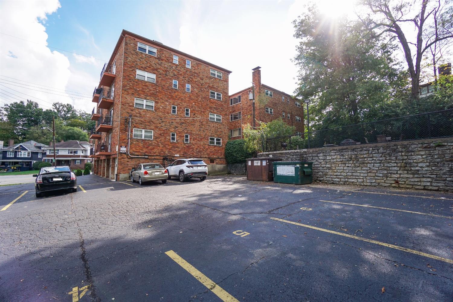 2270 Madison Road, Unit 3B Cincinnati, OH 45208 - Photo 17 of 28 Gallery Image 17