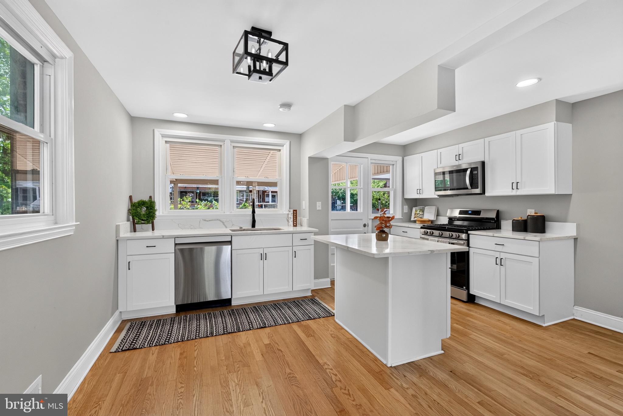 2916 Southbrook Road Baltimore, MD 21222 - Photo 5 of 30 Gallery Image 5