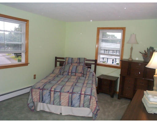 34 Puritan Road Salem, MA 01970 - Photo 7 of 30 Gallery Image 7