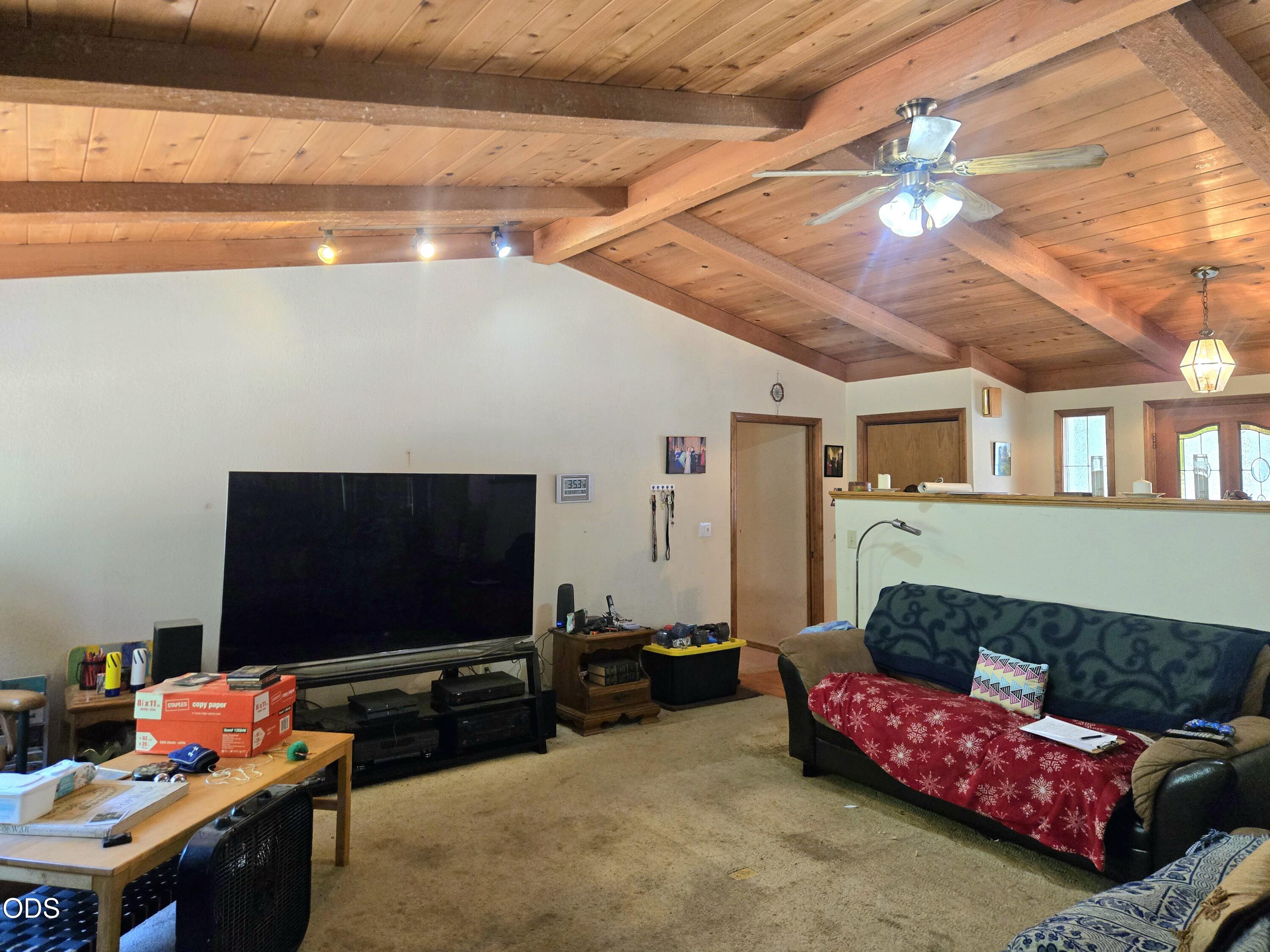 3901 Placer Road Wolf Creek, OR 97497 - Photo 13 of 52