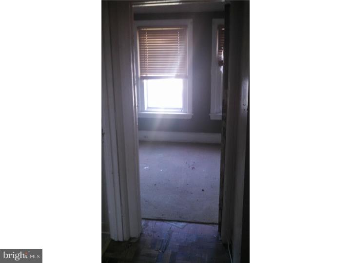 4627 Fernhill Road Philadelphia, PA 19144 - Photo 5 of 8 Gallery Image 5