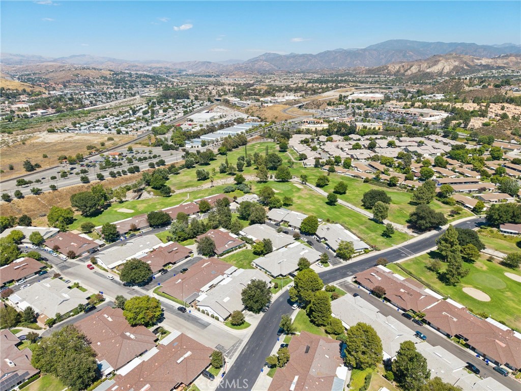 19311 Oak Crossing Road Newhall, CA 91321 - Photo 33 of 49