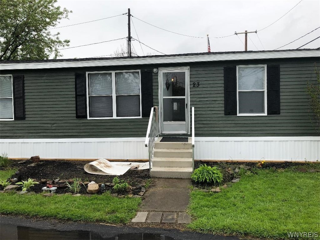 51 Ritchie Avenue Tonawanda, NY 14150 - Photo 1 of 1 Front Exterior