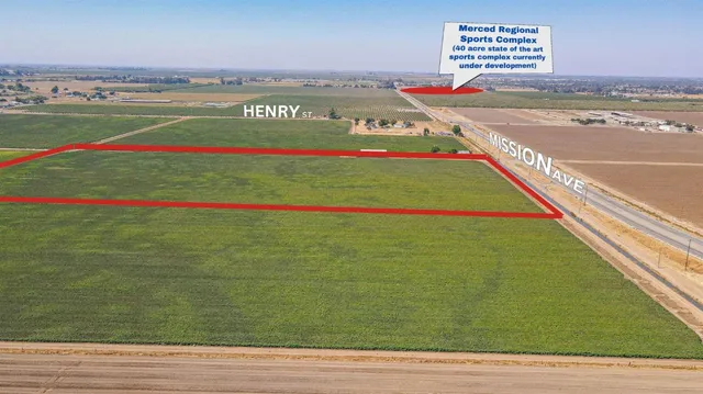 a view of a sign board with an ocean view