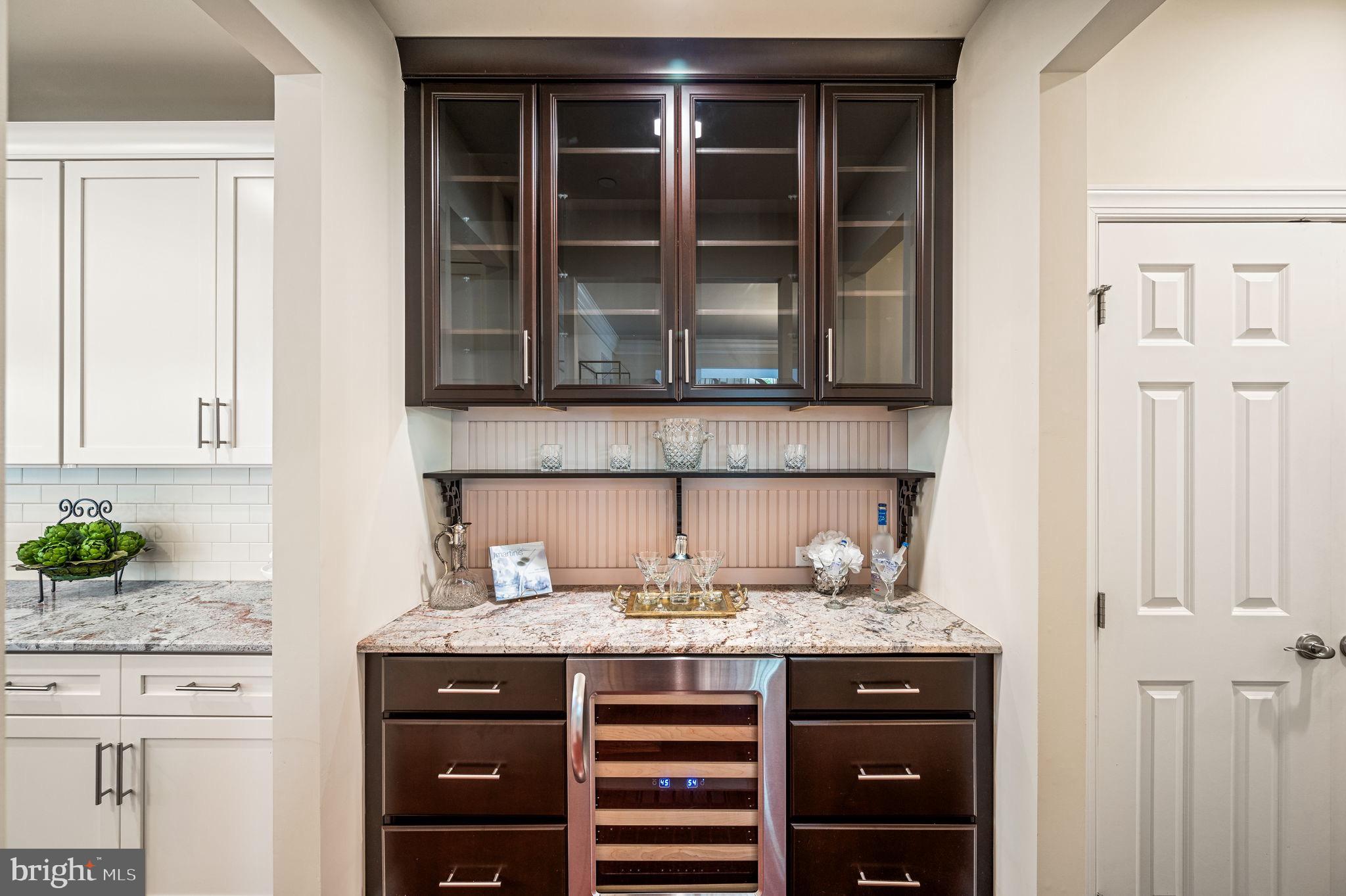 3807 Liseter Road Newtown Square, PA 19073 - Photo 15 of 97 Butlers Pantry