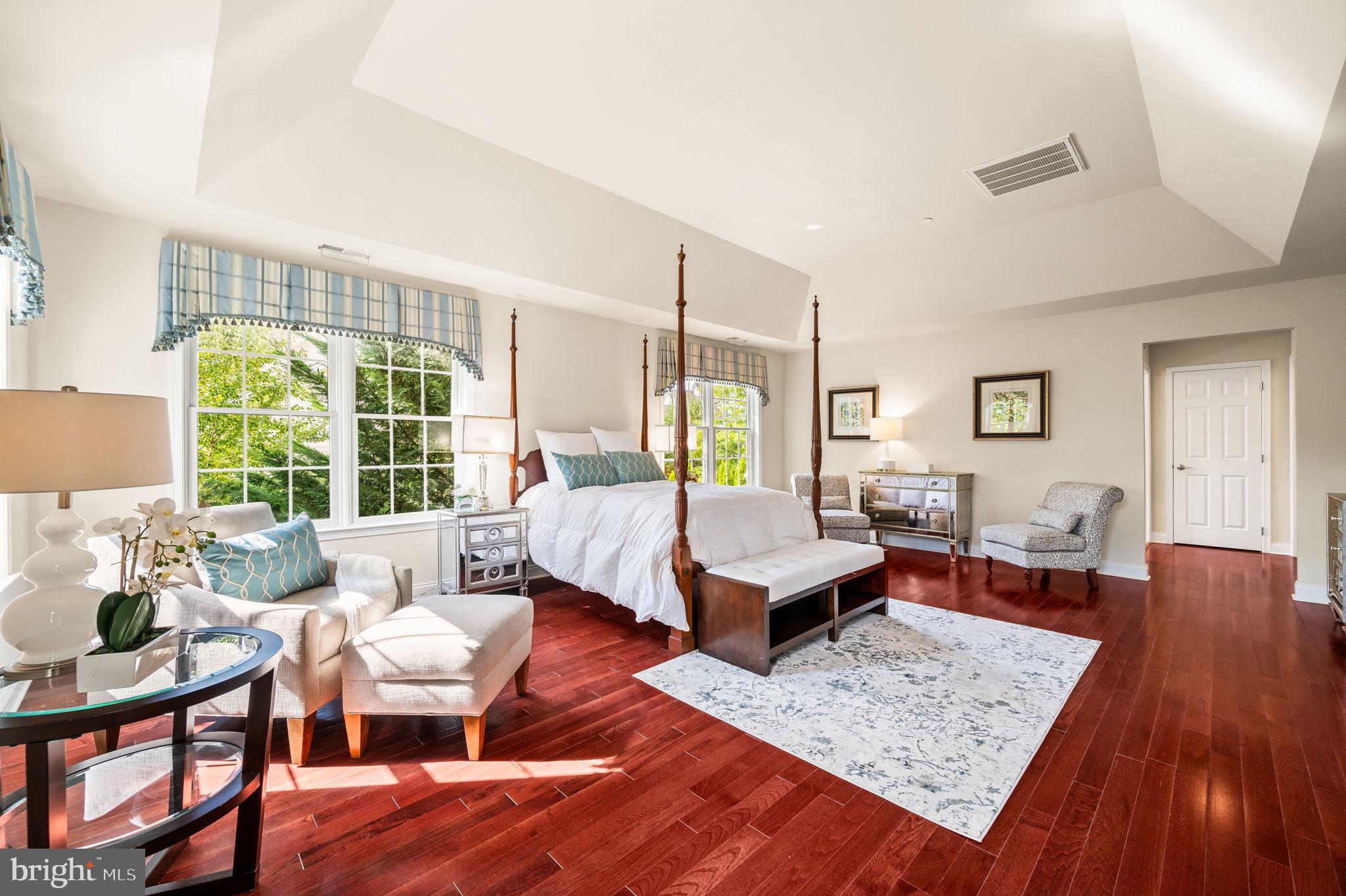 3807 Liseter Road Newtown Square, PA 19073 - Photo 39 of 97 Primary Suite