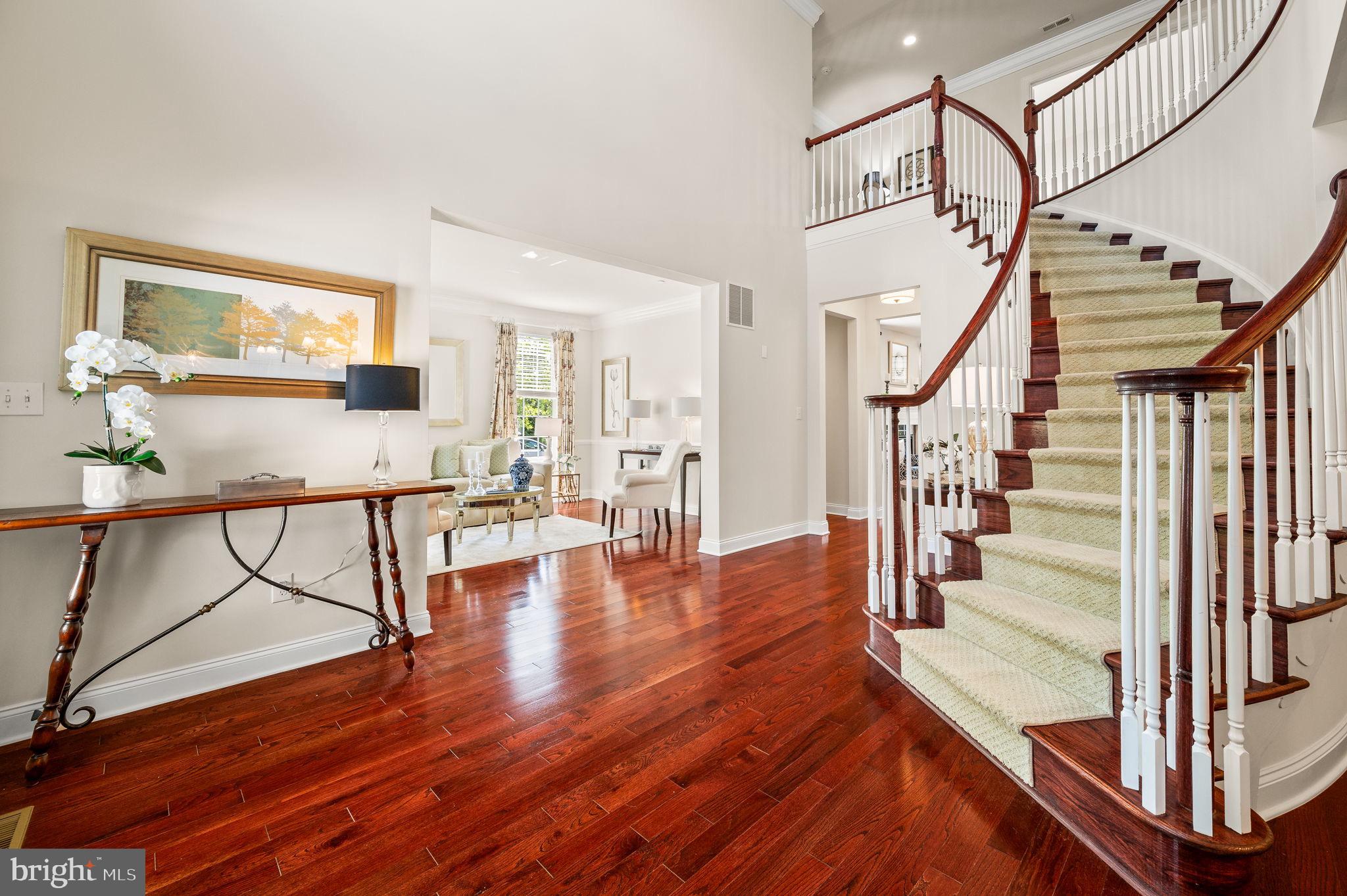 3807 Liseter Road Newtown Square, PA 19073 - Photo 8 of 97 Center Hall and staircase