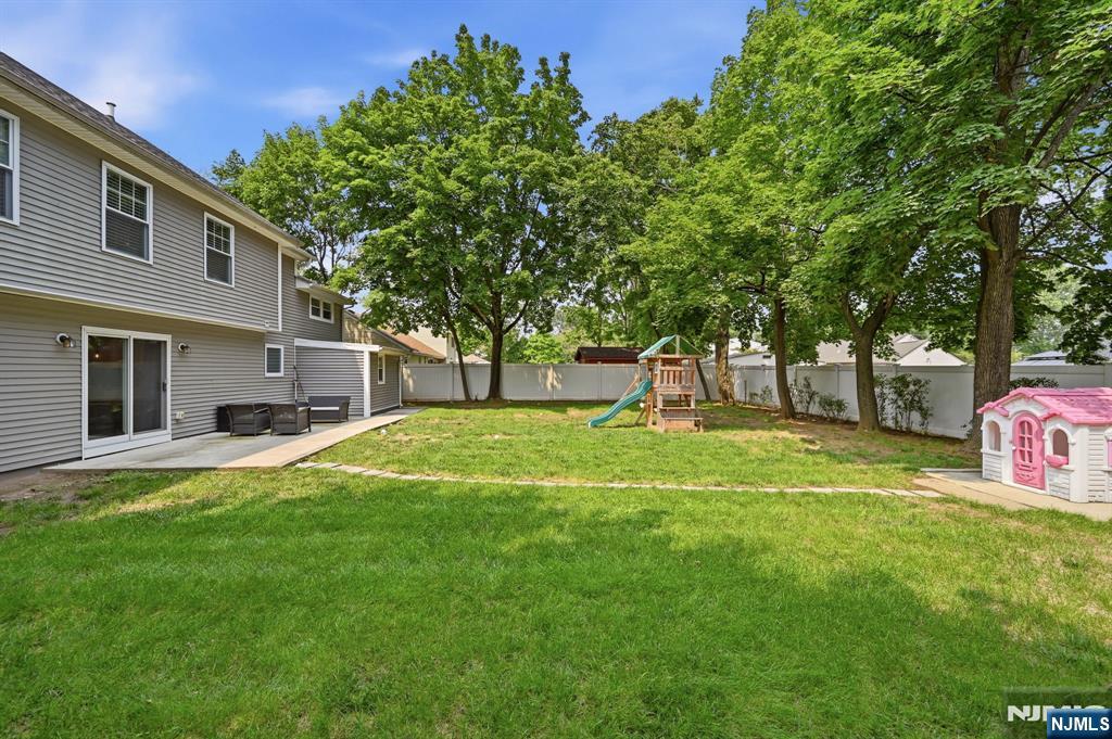 226 Church Lane Wayne, NJ 07470 - Photo 28 of 29 Gallery Image 28