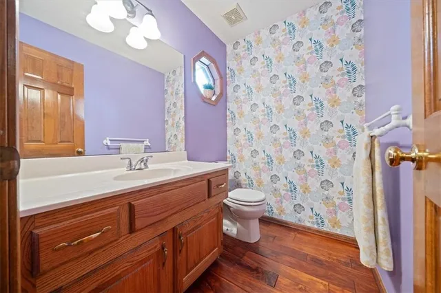 $300,000 | 1023 Bordner Drive, Lee's Summit, MO 64081