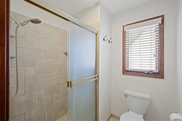 $300,000 | 1023 Bordner Drive, Lee's Summit, MO 64081