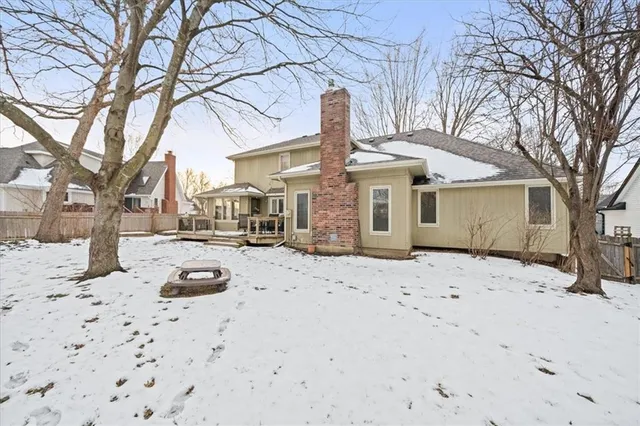 $300,000 | 1023 Bordner Drive, Lee's Summit, MO 64081