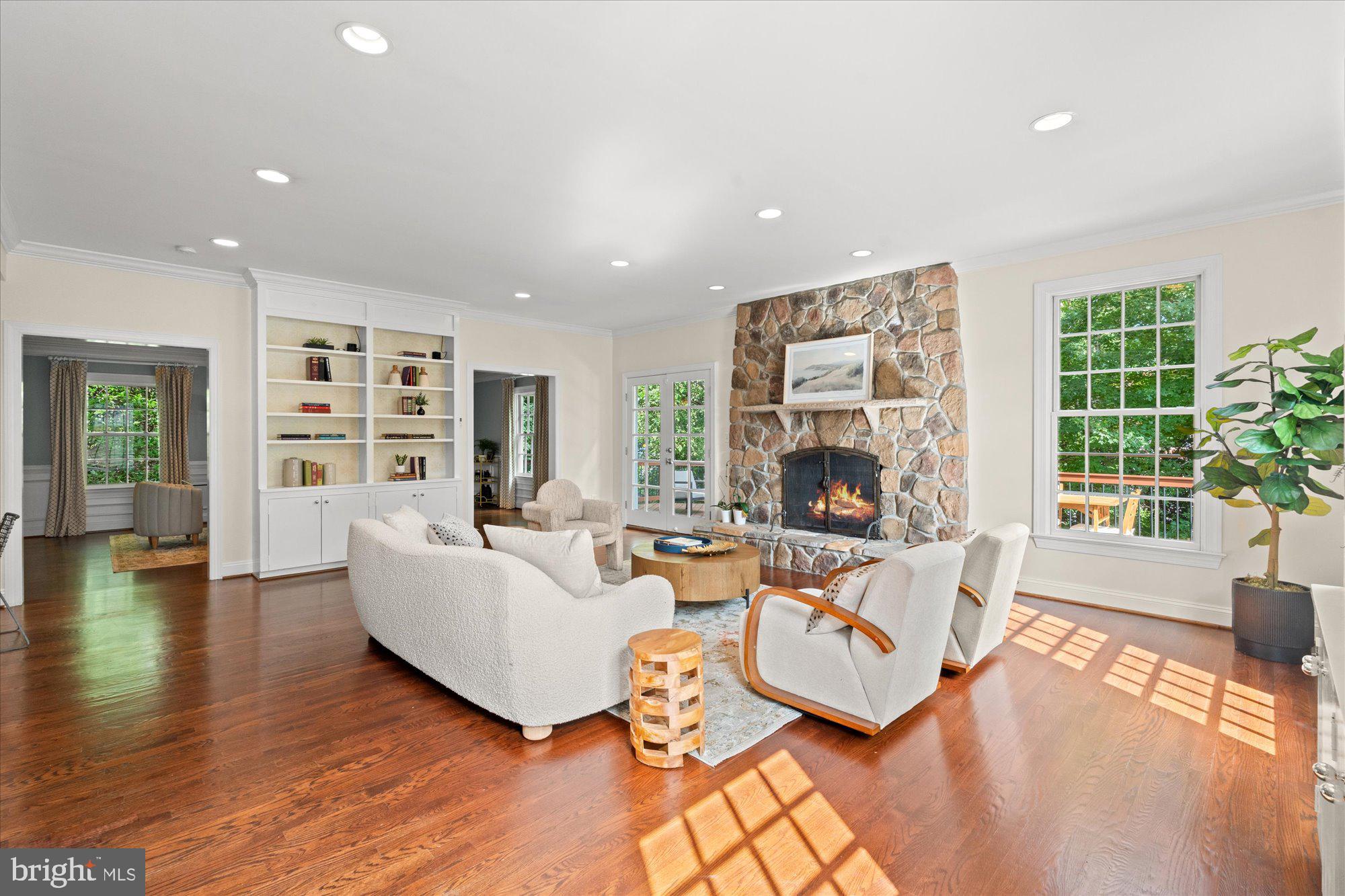 301 Columbia Road Alexandria, VA 22302 - Photo 23 of 82