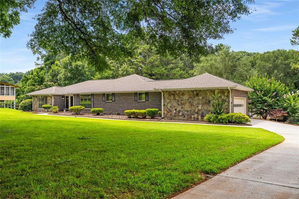 1535 Pathfinder Way Southwest Lilburn, GA 30047 - Photo 3 of 58