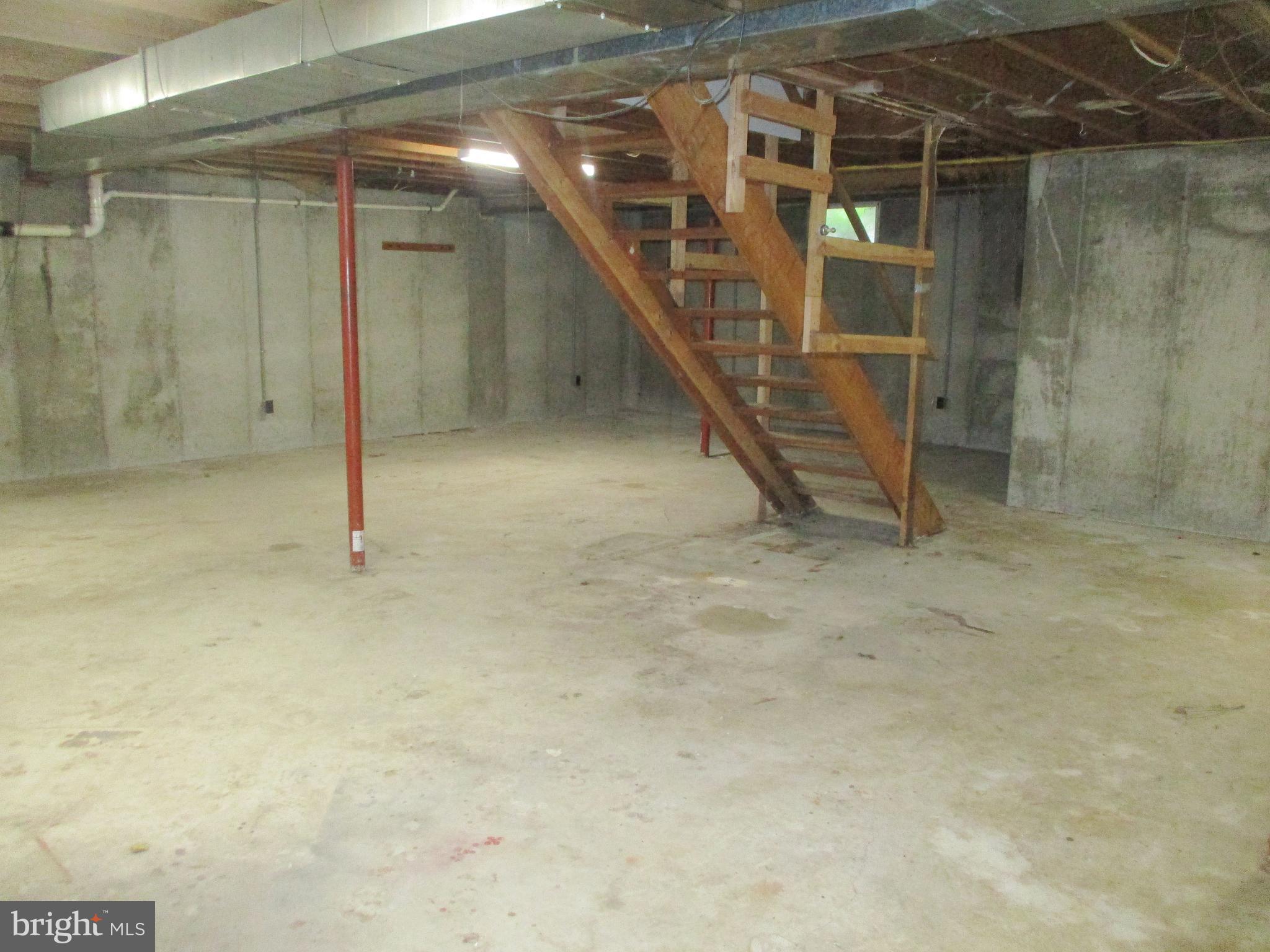 18 Airport Road Bethel, PA 19507 - Photo 12 of 12 a view of an empty room