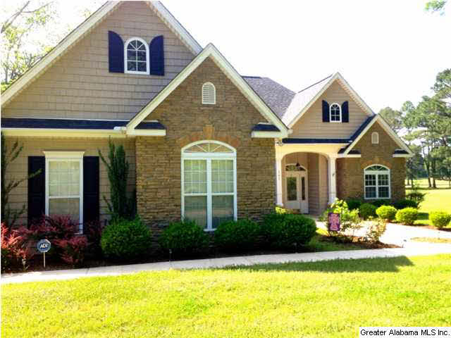 187 Scarbrough Lane Anniston, AL 36207 - Photo 1 of 32