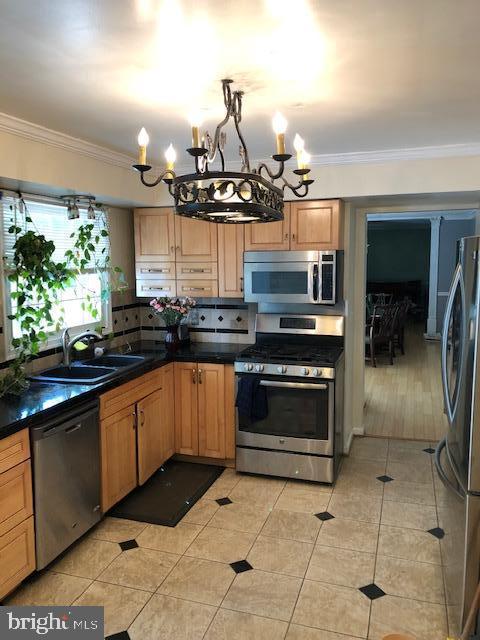 9801 Bronte Drive Fairfax, VA 22032 - Photo 5 of 36 Pic previously taken