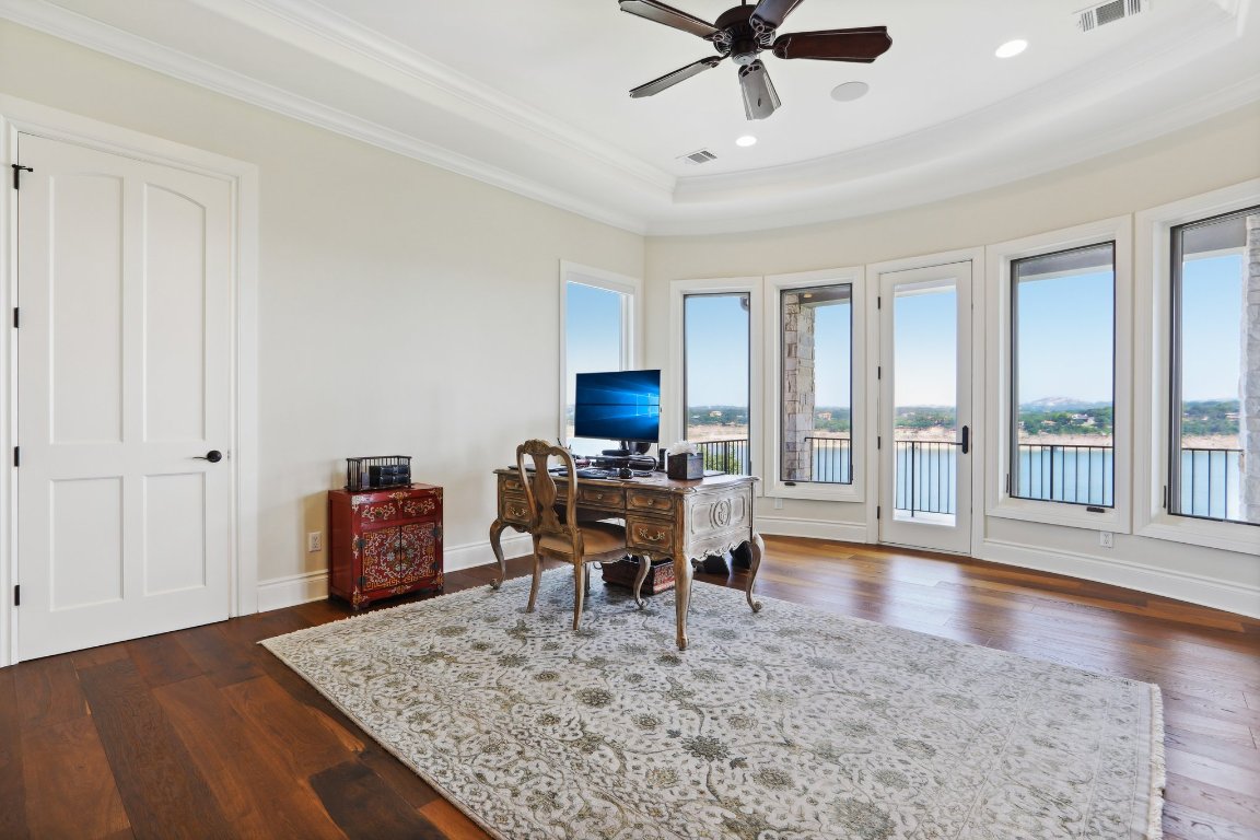 1353 Osprey Ridge Loop Lago Vista, TX 78645 - Photo 21 of 40 One of six bedrooms, each with en suite bathroom.