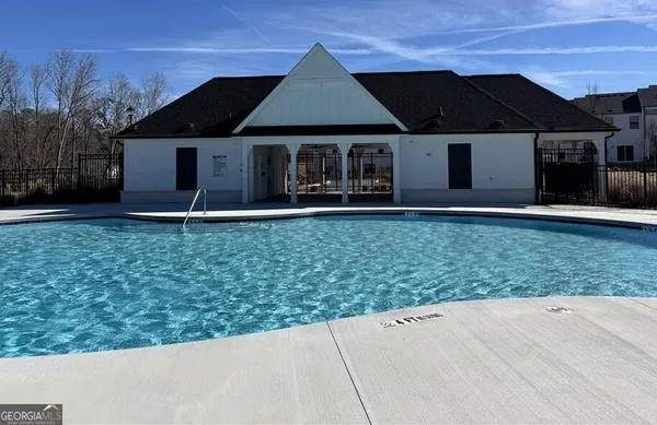 a view of backyard of house