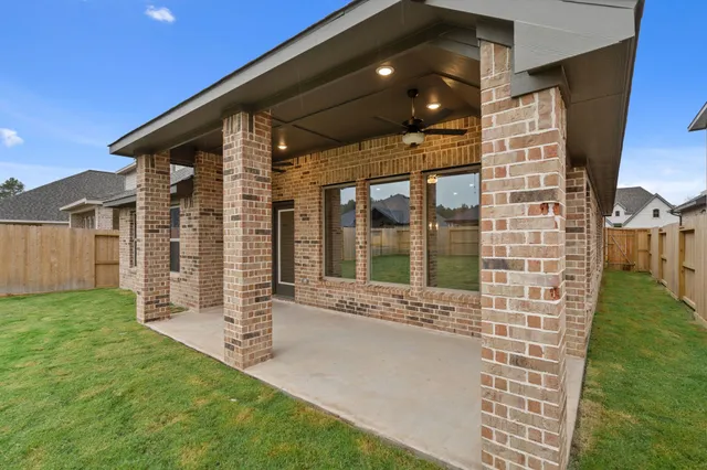 $379,990 | 9624 Mount Brewer Lane, Porter, TX 77365