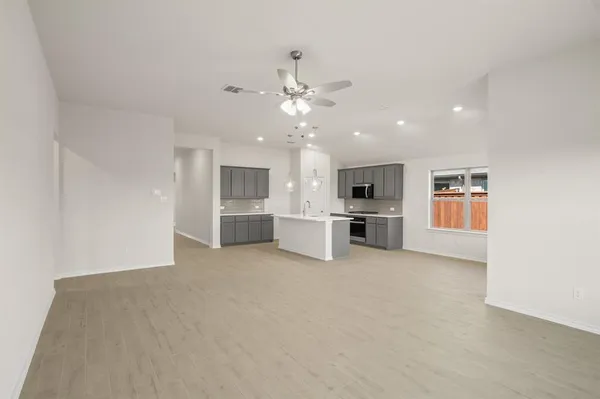 $399,889 | 728 Scarlet Sage Drive, Waxahachie, TX 75165