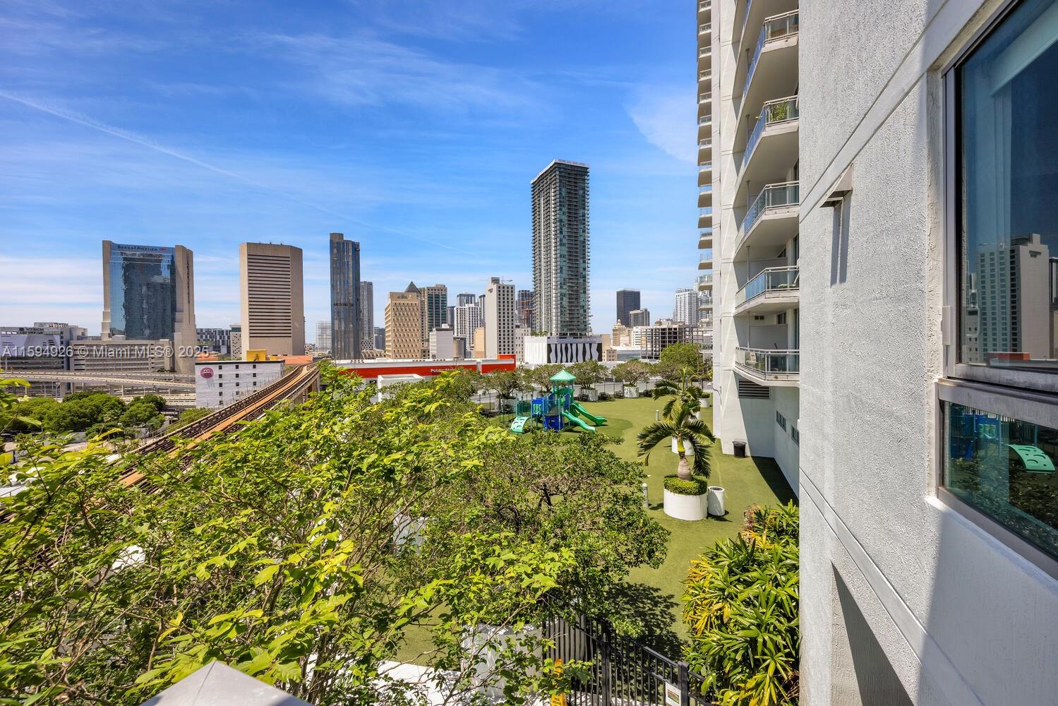 90 Southwest 3rd Street, Unit 1112 Miami, FL 33130 - Photo 16 of 25 Gallery Image 16