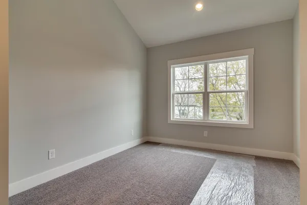 $6,500 | 1711 10th Avenue South, Nashville, TN 37203