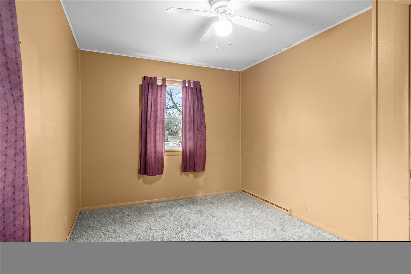 413 East Kansas Street Elburn, IL 60119 - Photo 11 of 18 a view of an empty room with window