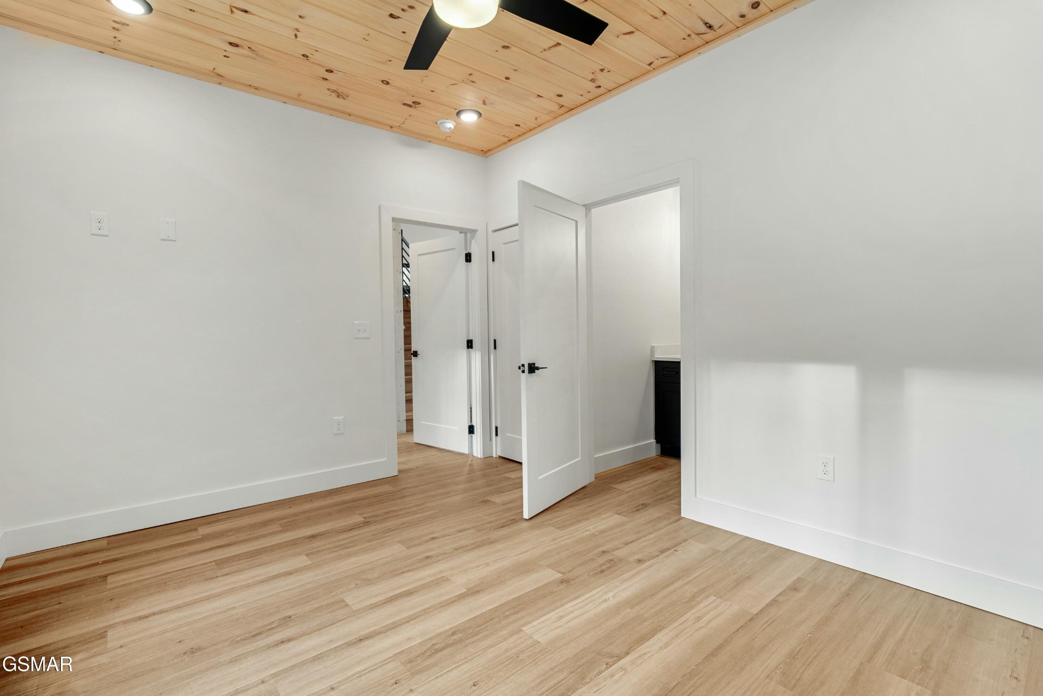 2232 Spurling Road Sevierville, TN 37862 - Photo 25 of 37 Gallery Image 25