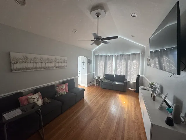 $359,900 | 7205 South Hamlin Avenue, Chicago, IL 60629