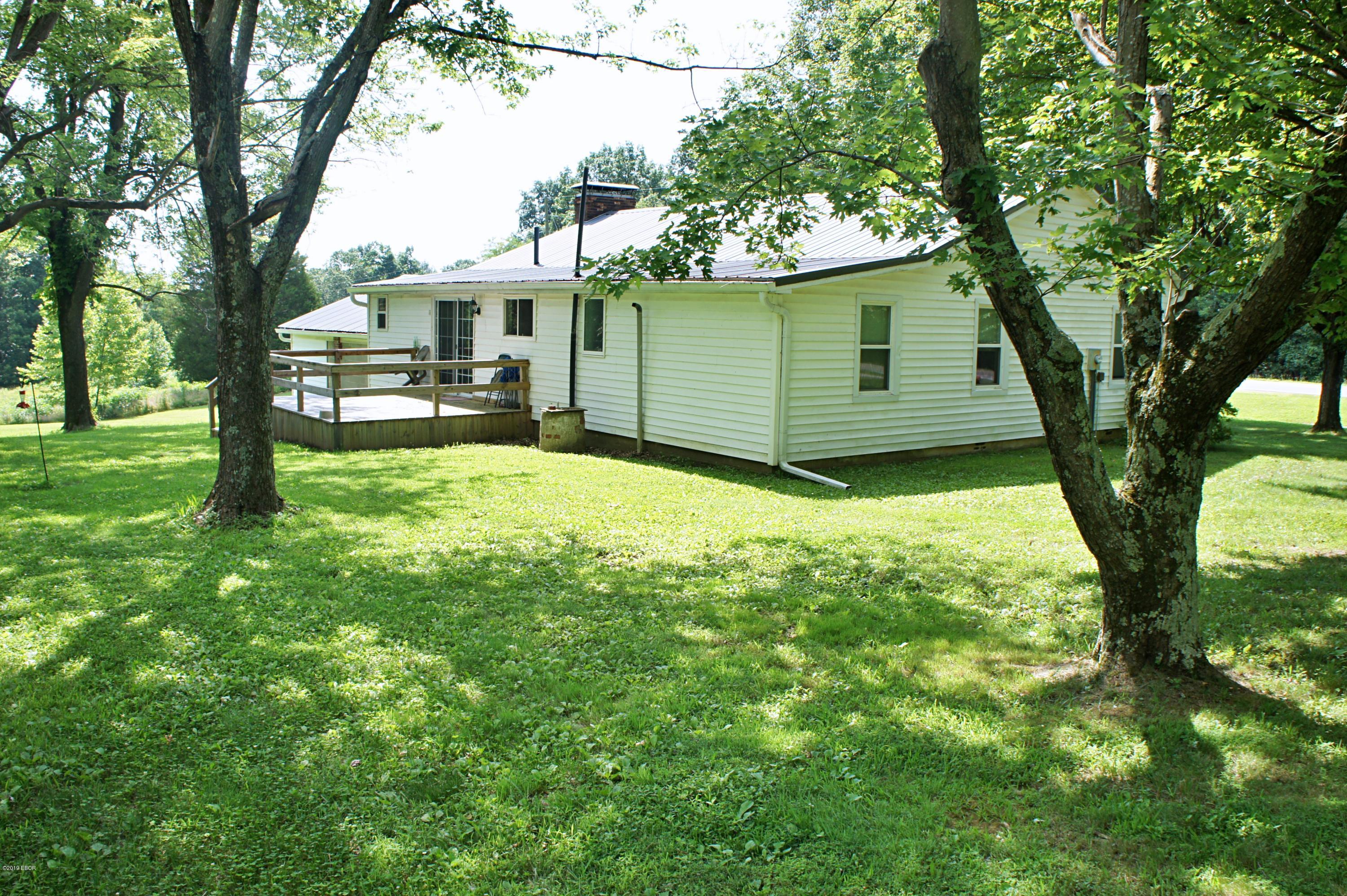 2880 Rte 166 Creal Springs, IL 62922 - Photo 6 of 33