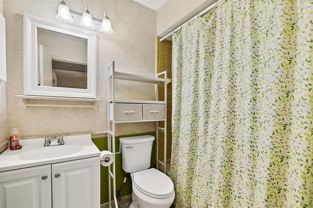 $189,900 | 4 Masters Court, Unit 4, Palm Coast, FL 32137