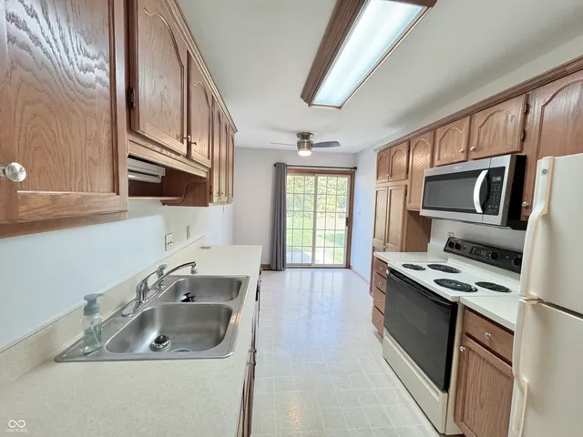 $199,900 | 5086 Memphis Court, Columbus, IN 47203