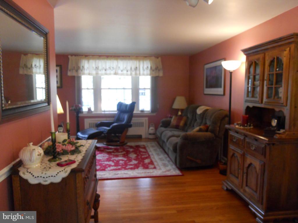 133 Wellington Road Lancaster, PA 17603 - Photo 5 of 19 Gallery Image 5