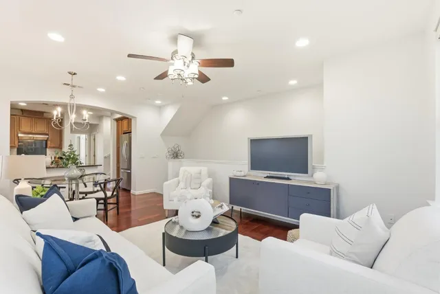 $1,399,000 | 203 Peppermint Tree Terrace, Unit 8, Sunnyvale, CA 94086