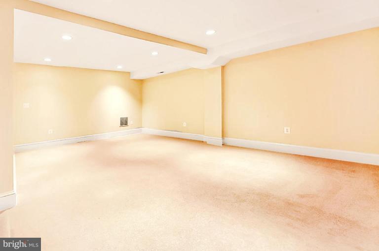 3225 Walbridge Place Northwest Washington, DC 20010 - Photo 16 of 19 Recreation Room