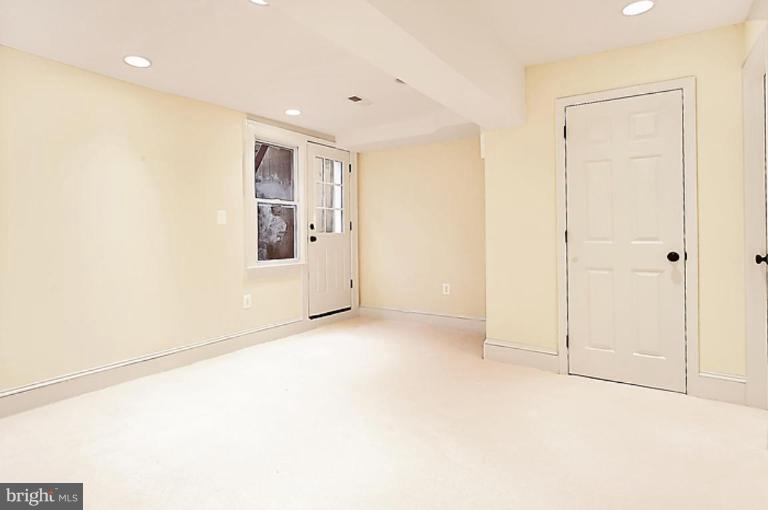 3225 Walbridge Place Northwest Washington, DC 20010 - Photo 17 of 19 Bedroom #4