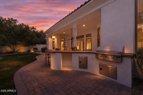 $1,099,500 | 303 East Wexford Court, Phoenix, AZ 85020
