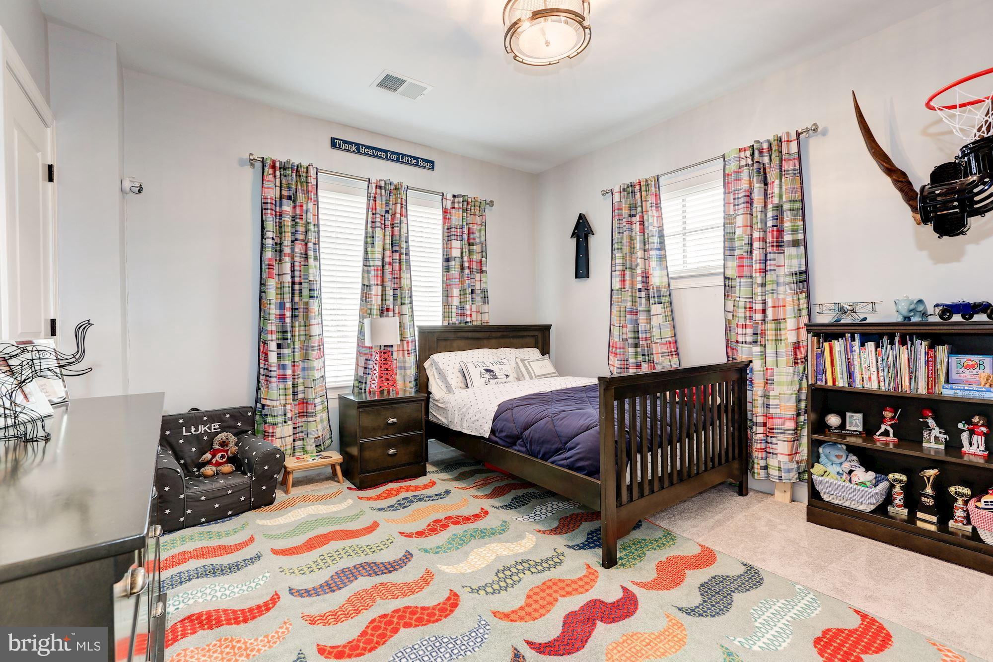 8919 Ridge Place Bethesda, MD 20817 - Photo 19 of 30 Upper Floor Bedroom #2