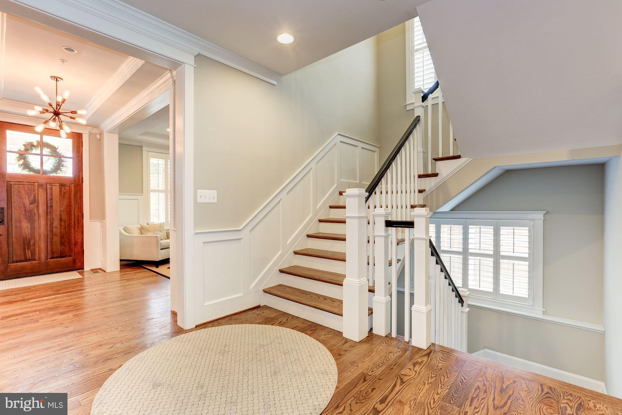 8919 Ridge Place Bethesda, MD 20817 - Photo 6 of 30 Stairs