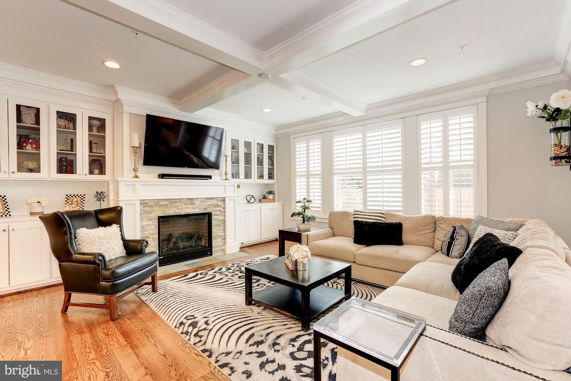 8919 Ridge Place Bethesda, MD 20817 - Photo 8 of 30 Family room with recessed lights