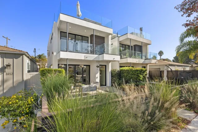 $2,395,000 | 3913 Kendall Street, San Diego, CA 92109