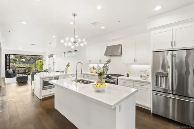 $2,395,000 | 3913 Kendall Street, San Diego, CA 92109