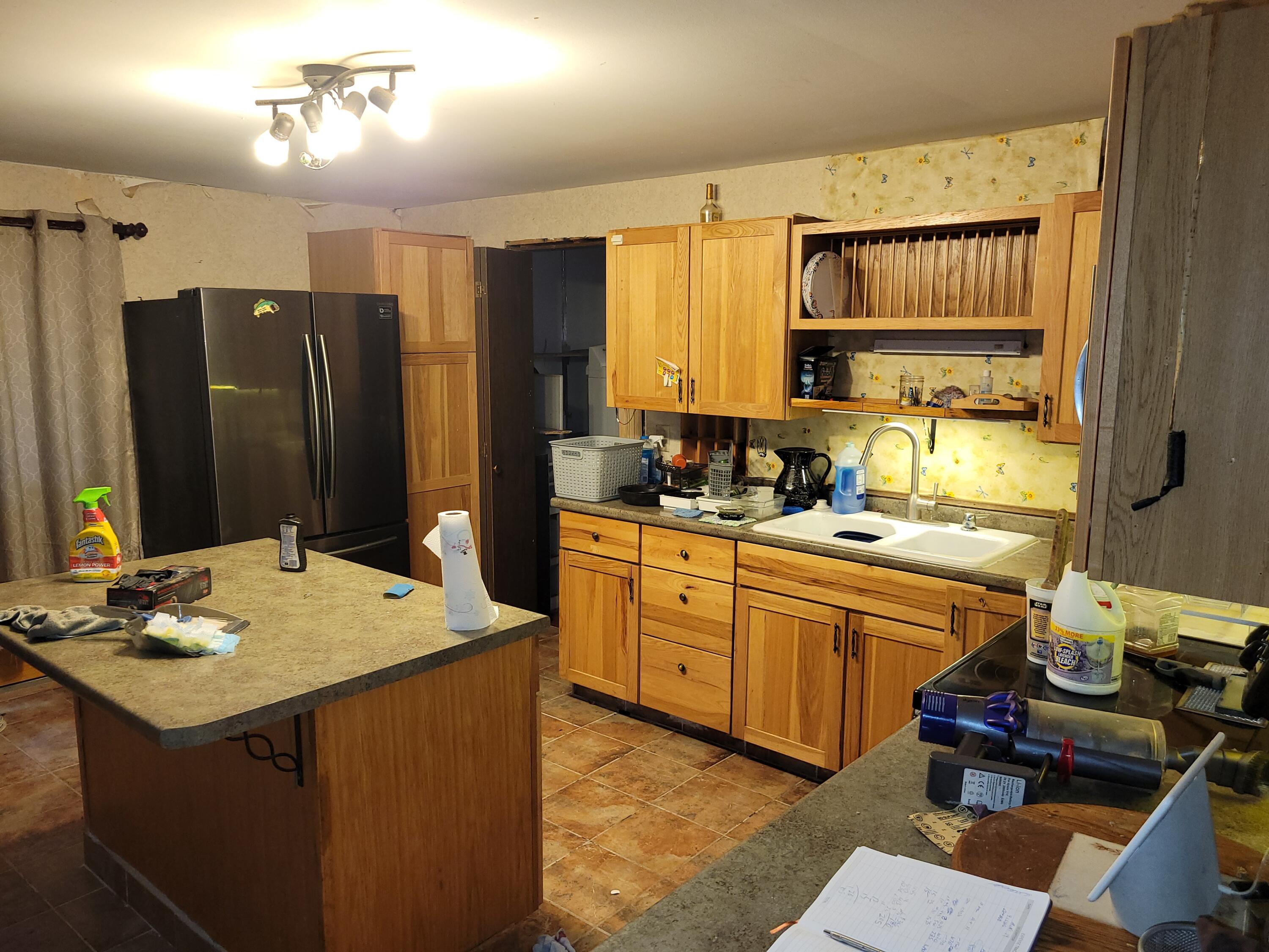 952 54th Street Pullman, MI 49450 - Photo 17 of 26 20251115_101853