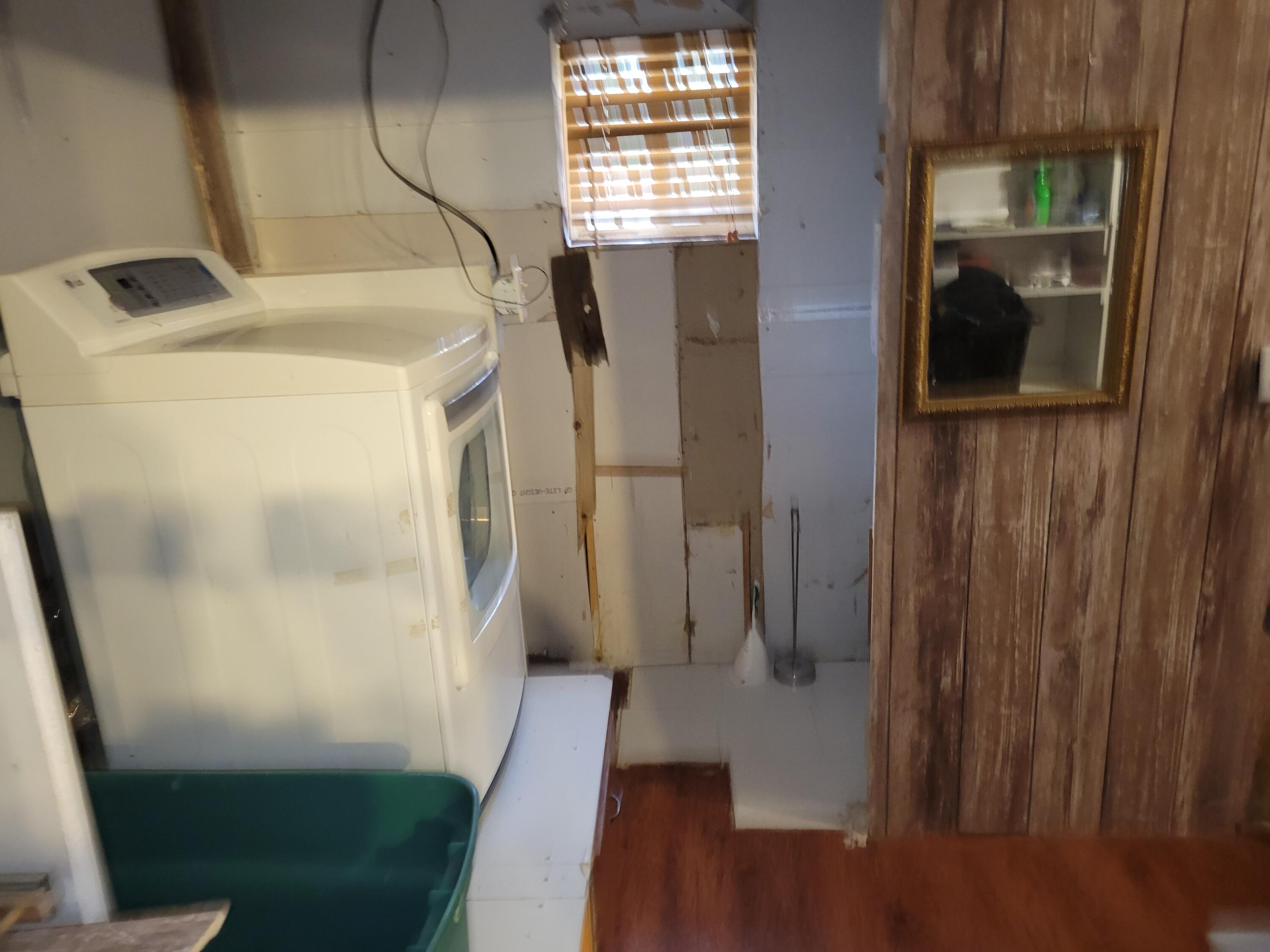 952 54th Street Pullman, MI 49450 - Photo 18 of 26 20251115_101912