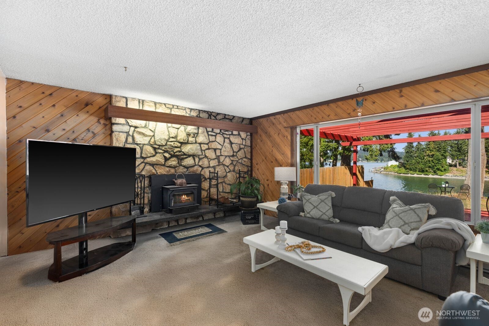 16468 Thorpe Road Northeast Poulsbo, WA 98370 - Photo 5 of 40